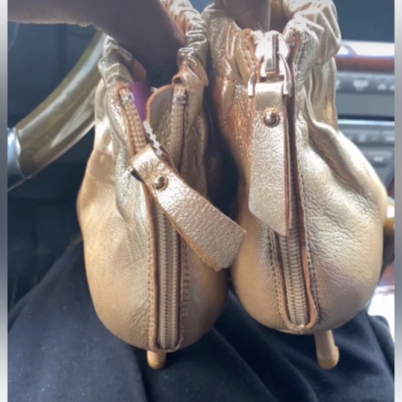 Gold kitten leather heel booties size 39 NWOT - Picture 3 of 3